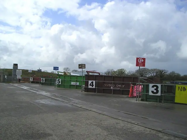 Nantycaws Household Waste Recycling Centre in Llangyndeyrn