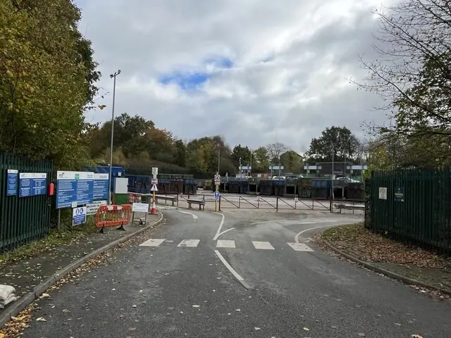 Plas Madoc Household Waste Recycling Centre in Plas Madoc